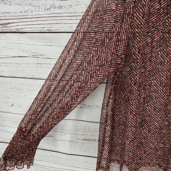 Chico's Herringbone Mesh Sheer Smocked Detail Long Sleeve Top Size 3 - Picture 7 of 11